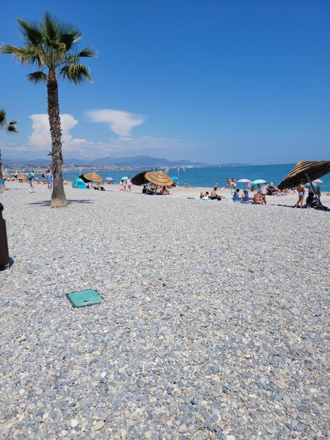 Villeneuve Loubet Plage- Entre Nice Et Cannes エクステリア 写真
