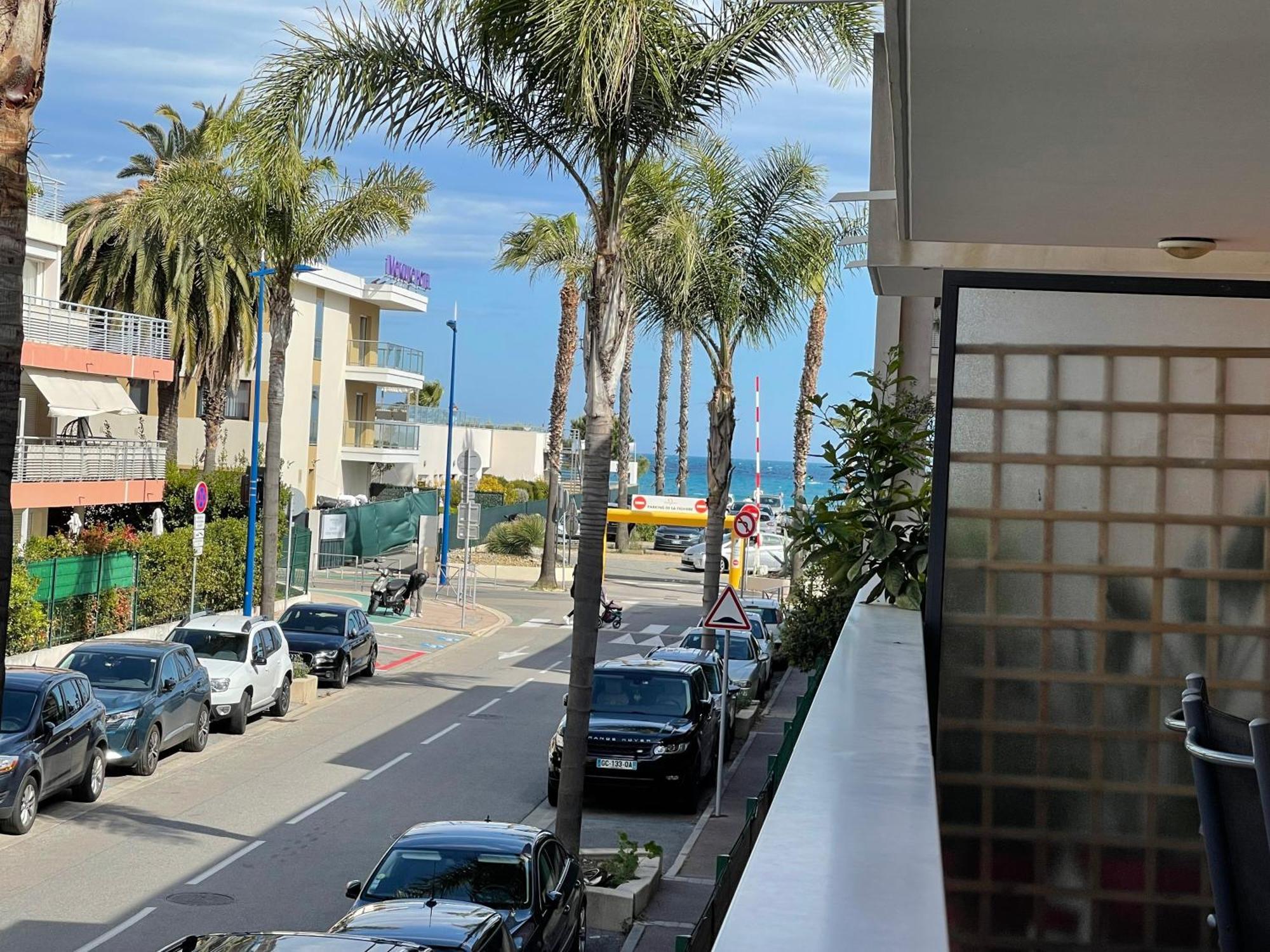 Villeneuve Loubet Plage- Entre Nice Et Cannes エクステリア 写真